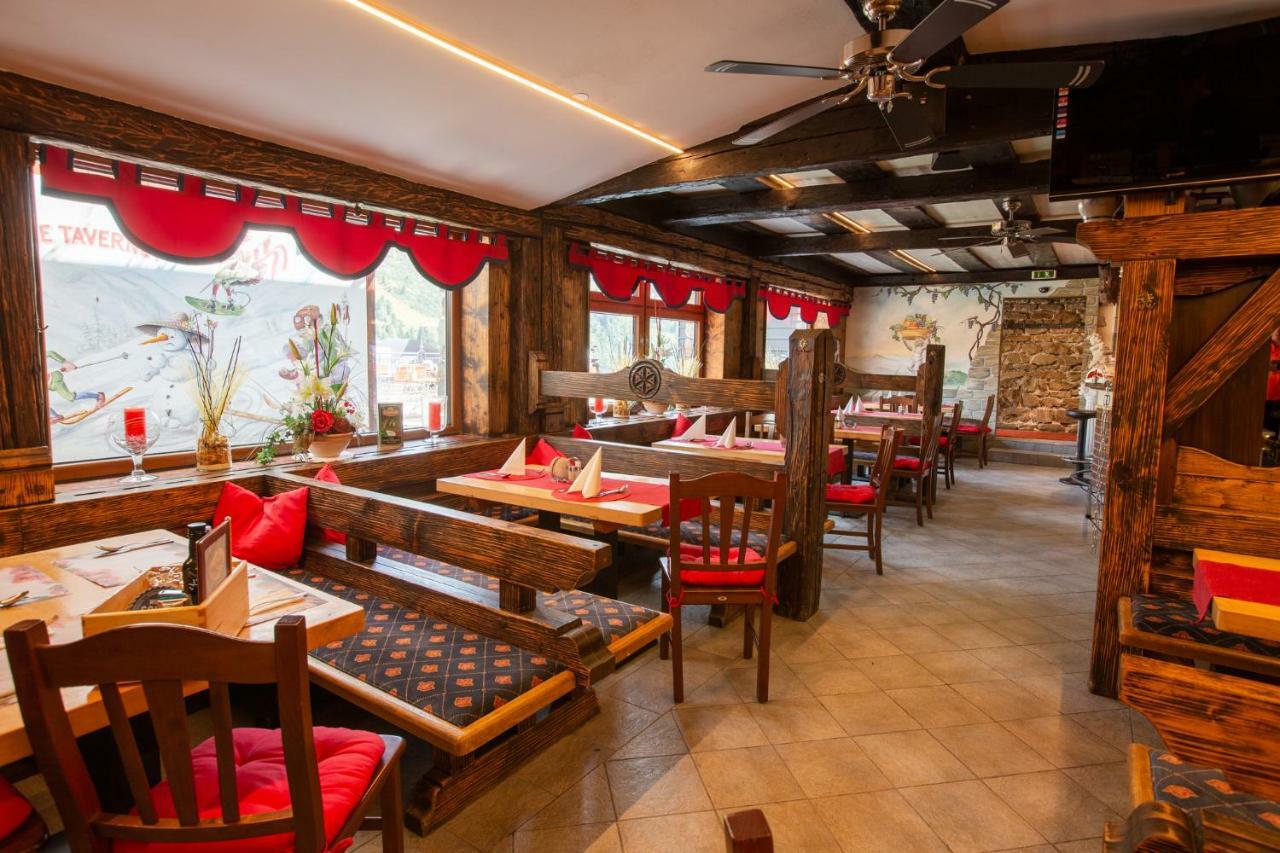 Party Hotel Taverne اوبرتاورن المظهر الخارجي الصورة